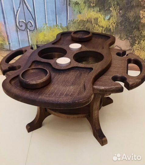 Столик для вина