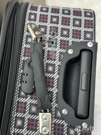 Чемодан на колесах