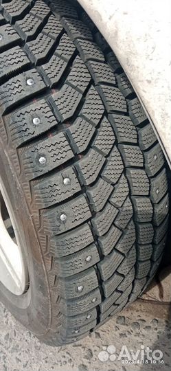 Viatti Brina Nordico V-522 195/60 R15 88T