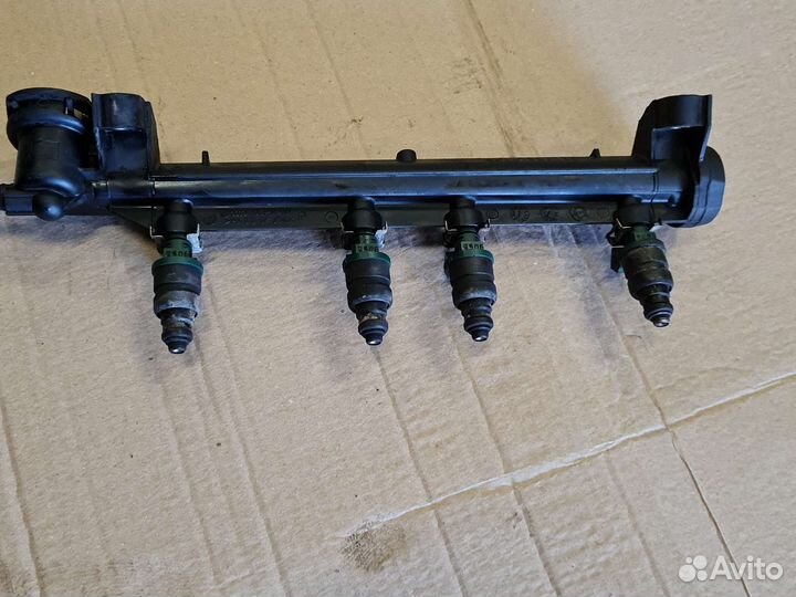 Форсунка топливная фольксваген гольф 4 Бора А4