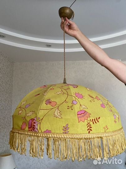 Продам резной стол из массива,люстру,ретро провод
