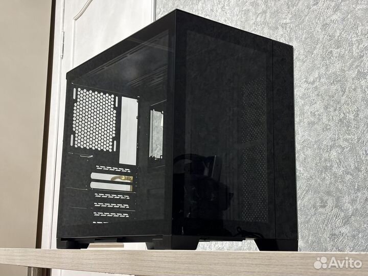 Lian Li O11 Dynamic Mini