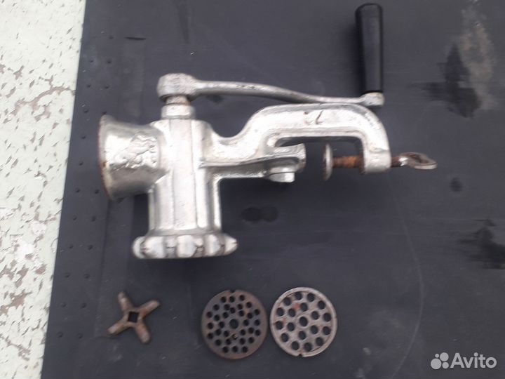 Мясорубка ручная СССР чугунная