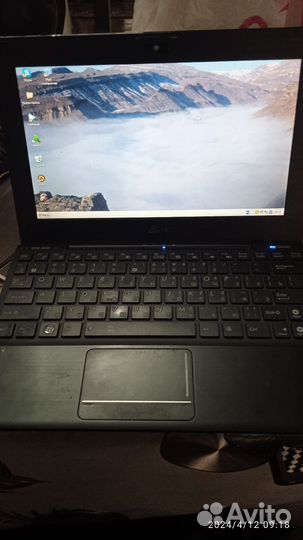 Нетбук asus