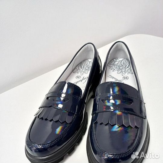 Ботинки зимние для девочки. Размер 35,34,33,32,31