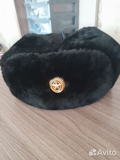 Мужская шапка