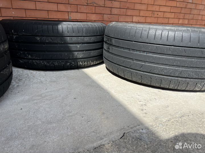 R19 Toyo NanoEnergy 2 265/50, PCD 5x112 DIA 40