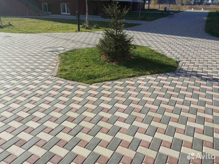 Укладка тротуарной плитки/ брусчатки