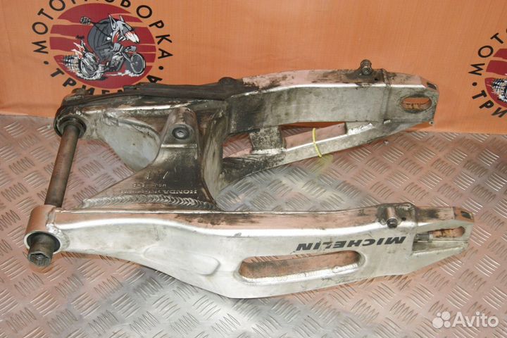 Маятник Honda CBR900RR / 954, SC50