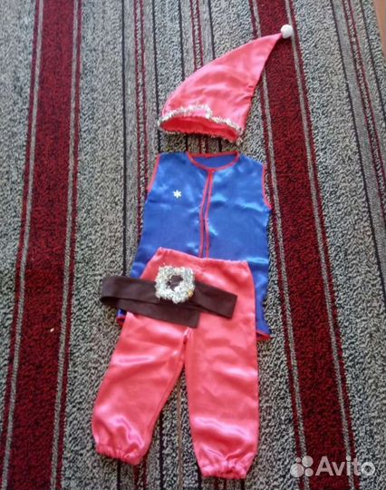 Костюмы разные напрокат