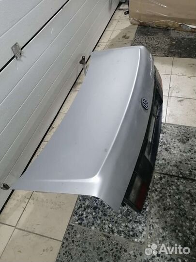 Крышка багажника Volkswagen passat b3