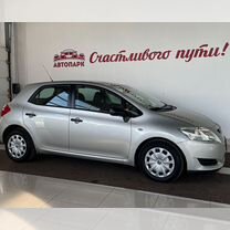 Toyota Auris 1.4 MT, 2009, 151 102 км, с пробегом, цена 899 000 руб.