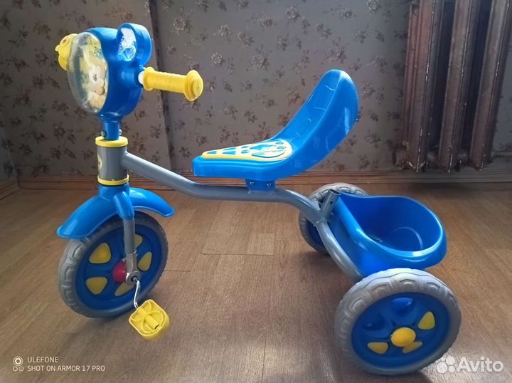 Детский трехколесный велосипед
