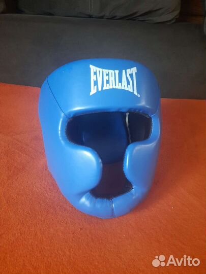 Шлем для единоборств