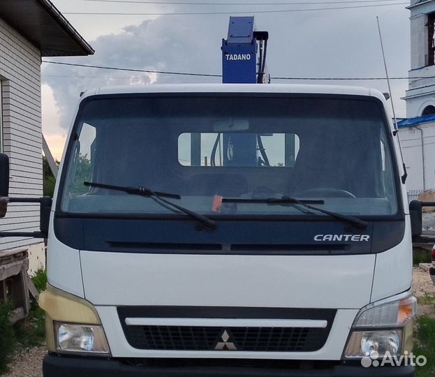 Mitsubishi Fuso Canter с КМУ, 2011