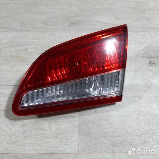 Фонарь задний правый Nissan Almera G15 седан 2014