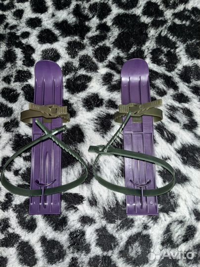 Лыжи короткие