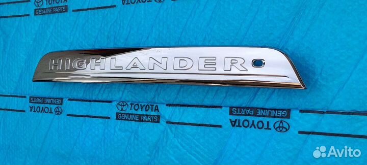 Накладка крышки багажника Хайлендер 2010-2013