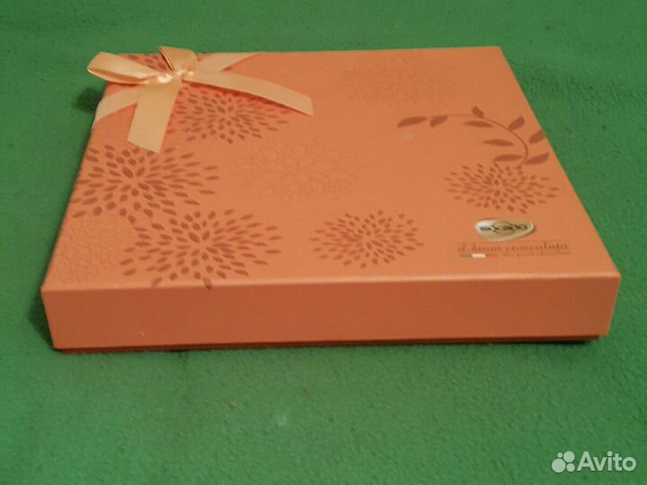 Коробка для подарка