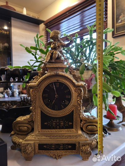 Часы настольные, бронза 19 век Франция