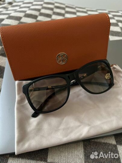 Очки солнцезащитные оригинал Tory Burch