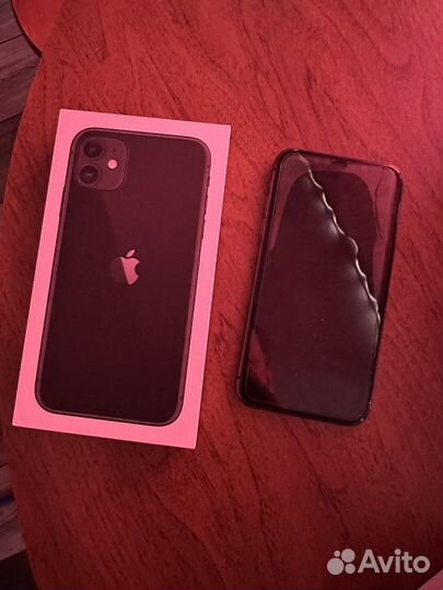 Телефон iPhone 11 64gb
