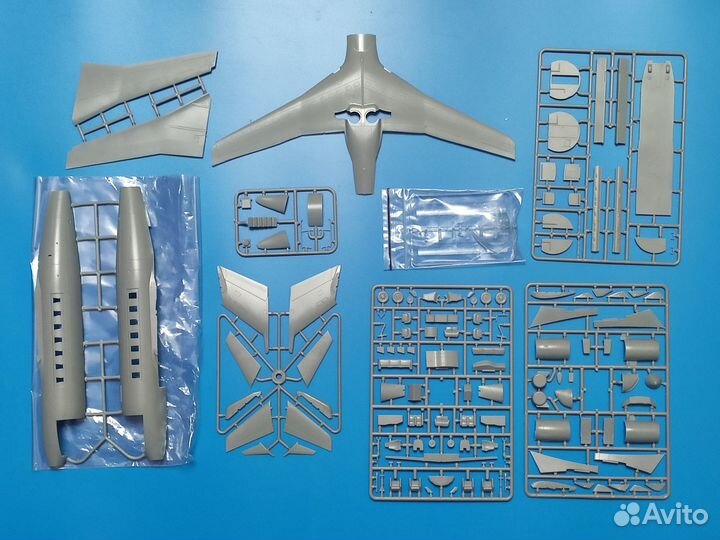 Сборная модель самолета Challenger 600 1/72 BPK