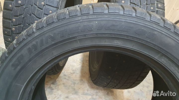 Dunlop SP Winter Ice 01 235/55 R17 99