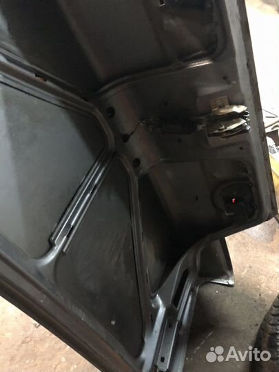 Крышка багажника в сборе на ваз 2115