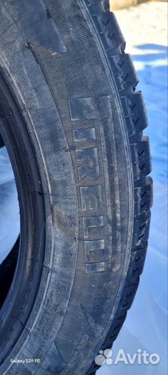 Pirelli Ice Zero 205/55 R16