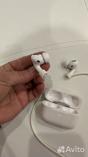 Беспроводные наушники