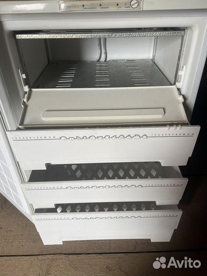 Морозильная камера бирюса