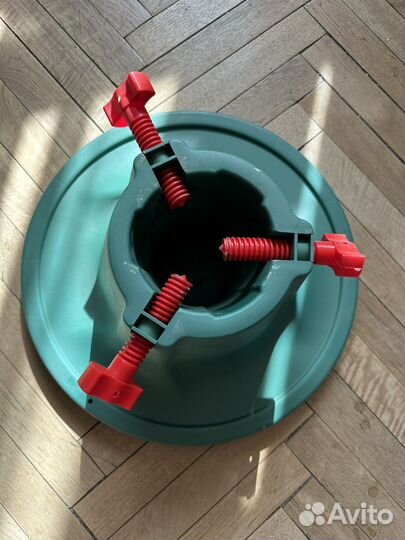 Подставка под ёлку