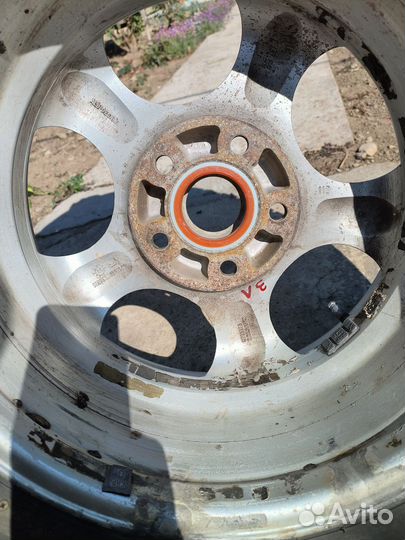 Bridgestone Blizzak Revo GZ 205/65 R15