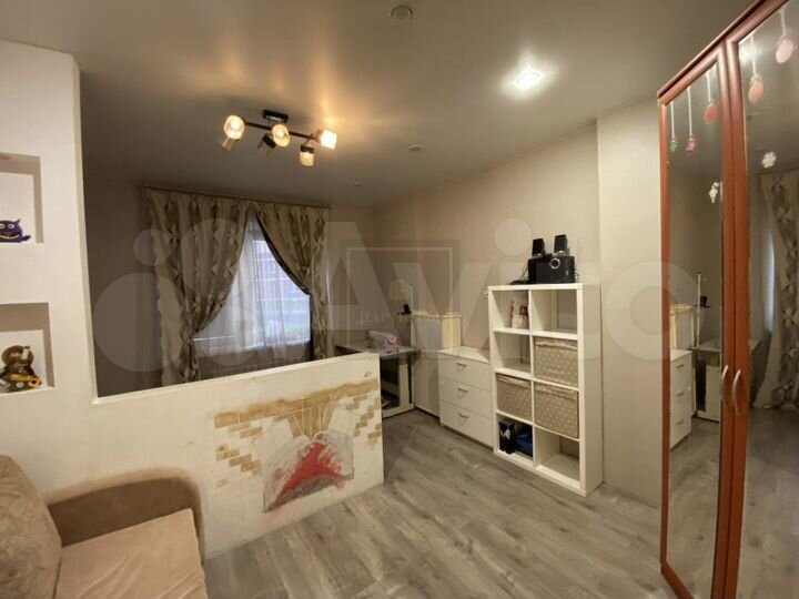 2-к. квартира, 56 м², 1/14 эт.