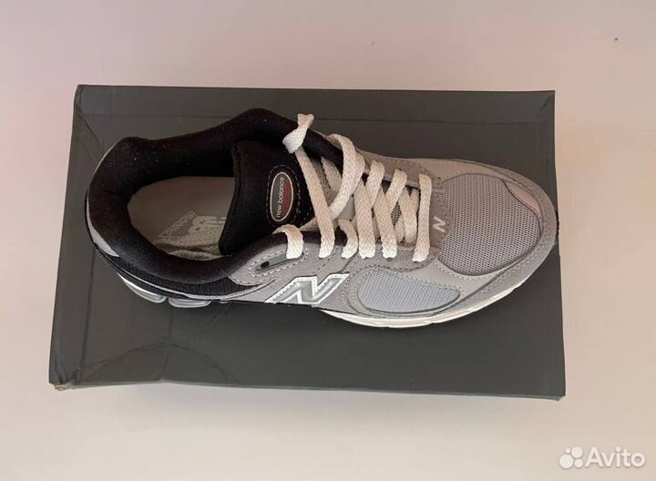 Кроссовки женские new balance 2002r новые оригинал