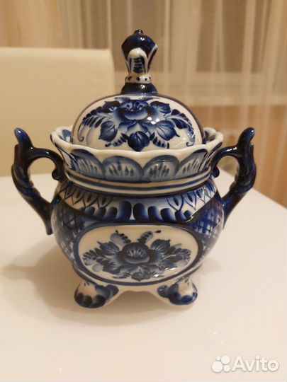 Конфетница фарфор