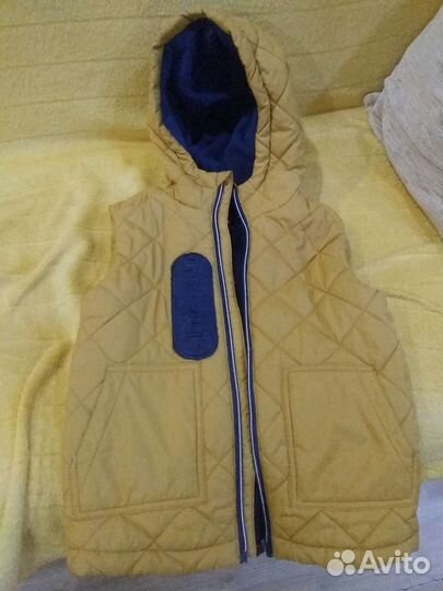 Жилет утеплённый детский