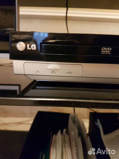 Музыкальный центр