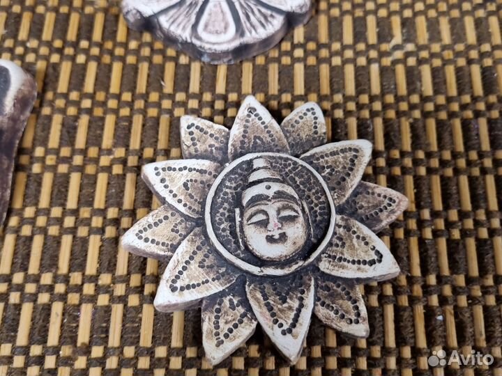 Керамические маски и фигурки