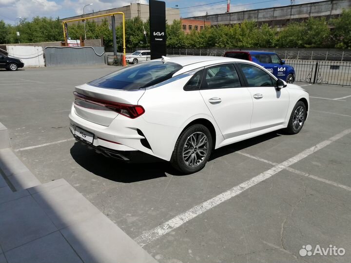 Kia K5 2.5 AT, 2022