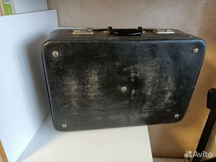 Чемодан времен СССР