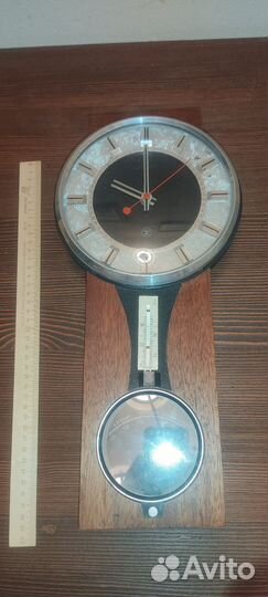Настенные часы Маяк кварц СССР