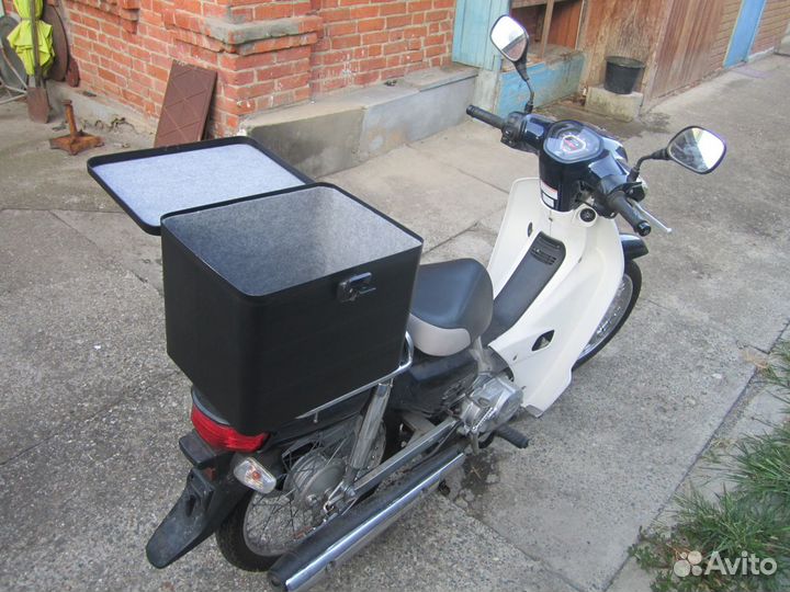 Honda Super Cub 50 AA04