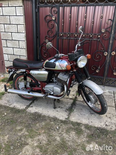 Мотоцикл ява