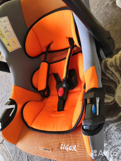 Продам автокресло