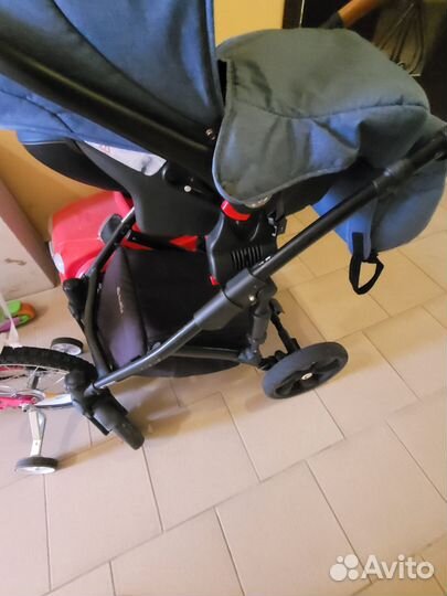 Детская коляска 3 в 1