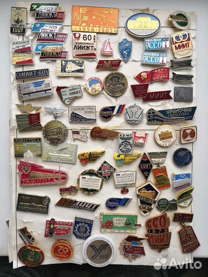 Значки. Железная дорога. мпс институты. Училища