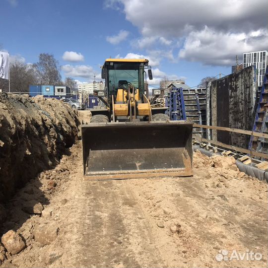 Услуги фронтального погрузчика 2 куба