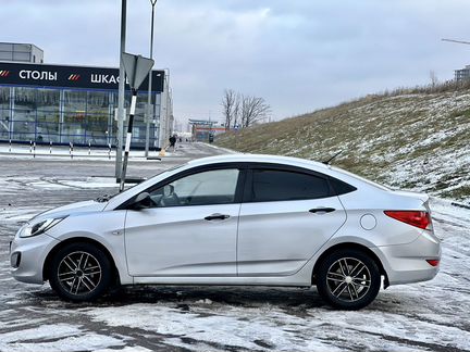 Hyundai Solaris 1.4 AT, 2012, 147 000 км